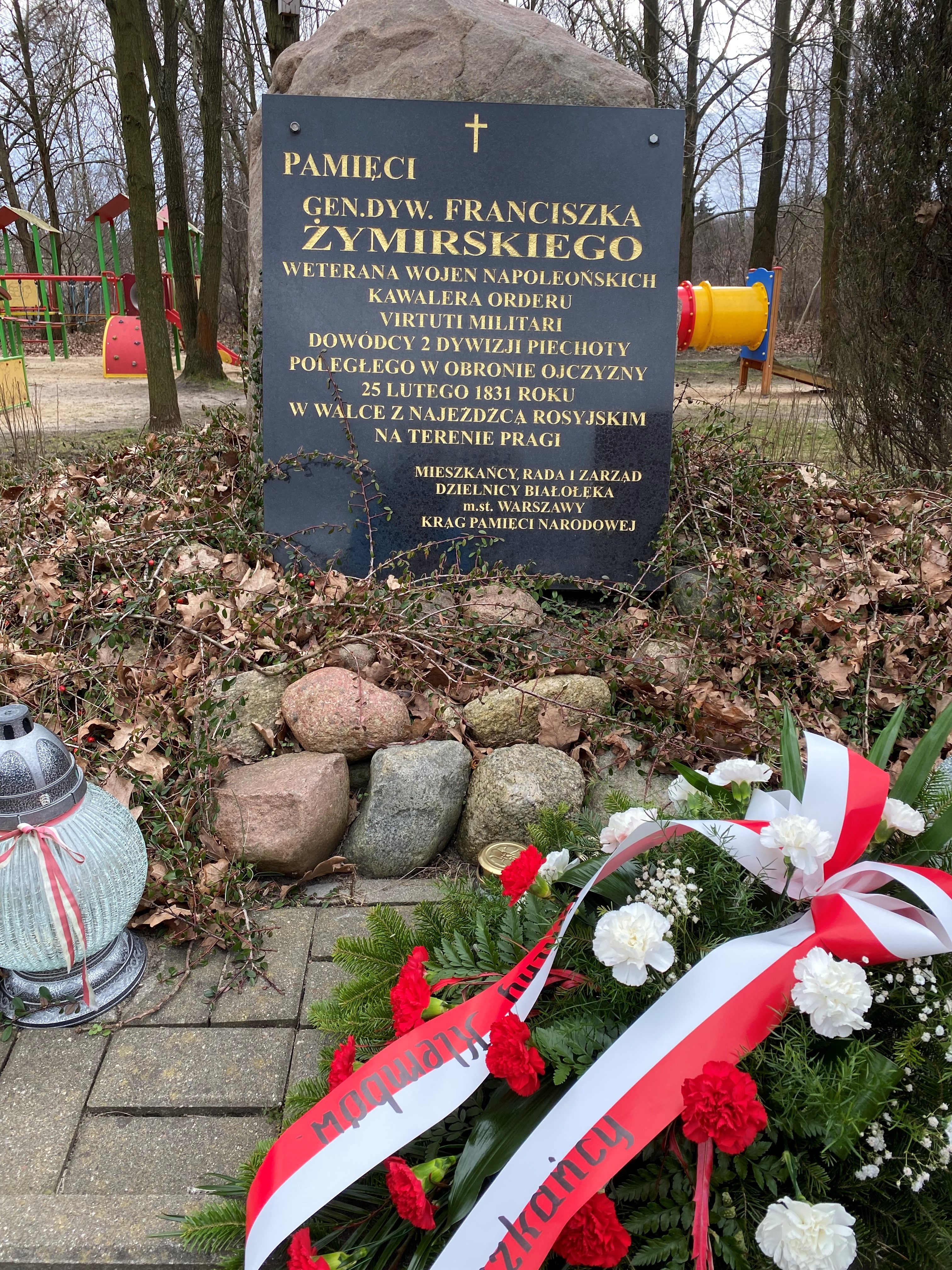Pomnik gen. Fr. Żymirskiego 